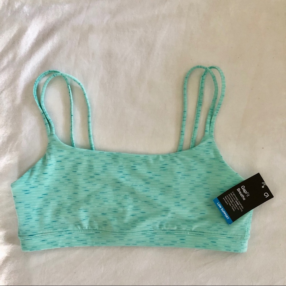 GapFit Breathe Low Support Strappy Sports Bra